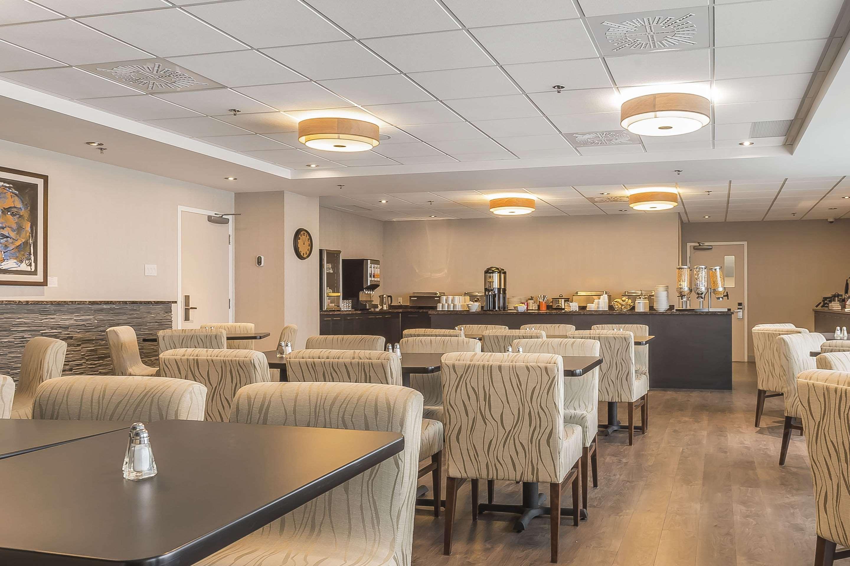 Quality Inn Sept-Iles Exterior photo
